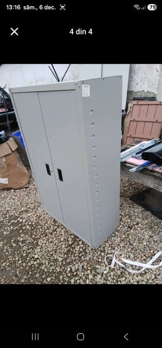 Vând dulap metalic de atelier preț 350 lei  dimensiune 140/90/40