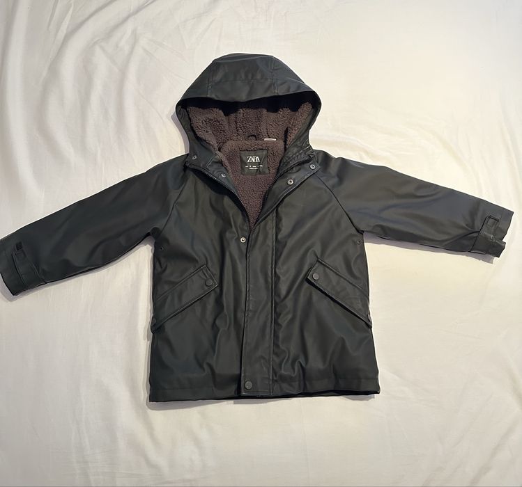 Geaca de iarna si ploaie impermeabila Zara, marimea 116, 6 ani