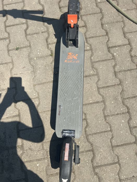 Se vinde trotineta electrica Kukirin S1 pro