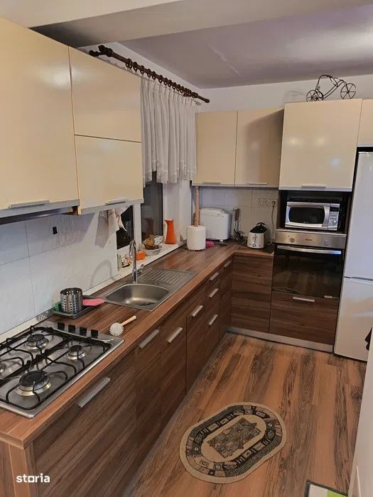 Apartament 2 camere decomandat , zona Dambul Rotund — fotografia 1