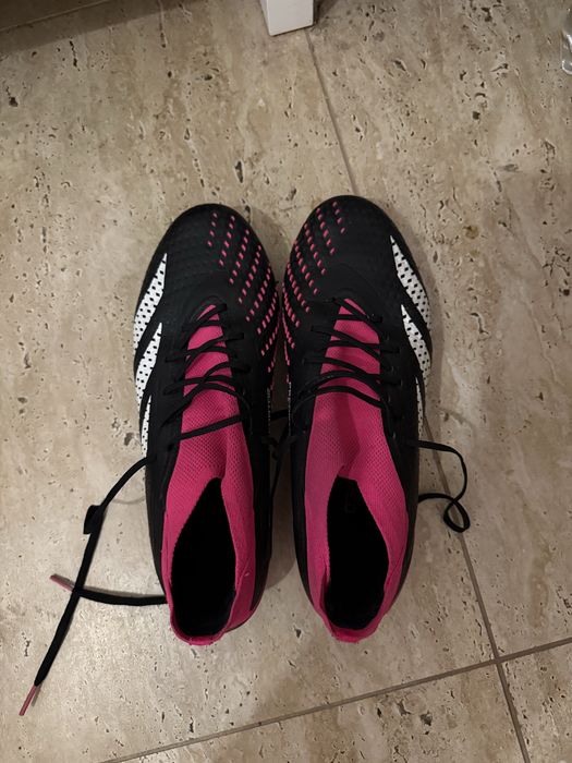 Ghete de fotbal adidas predator elite