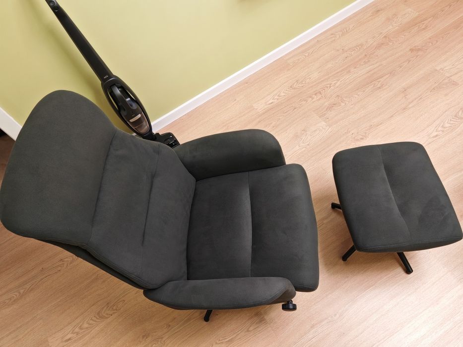 Фотьойл с табуретка