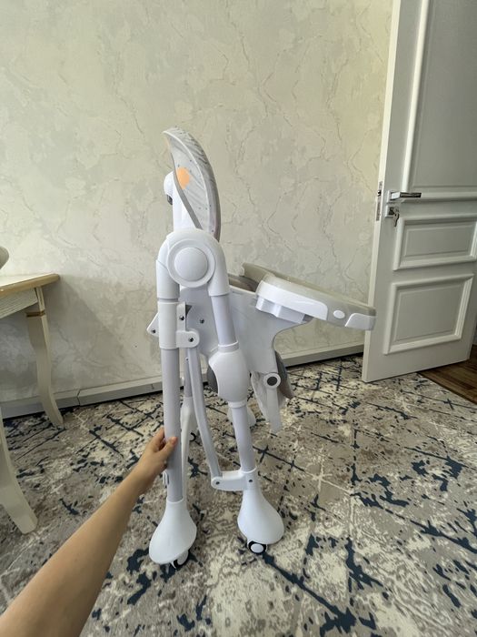 Детский стульчик для кормления