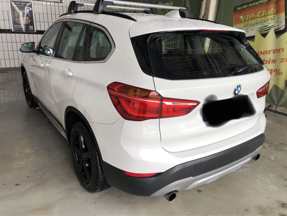 X1 xDrive 20 i xLine carlig LED Navi HiFi WLAN