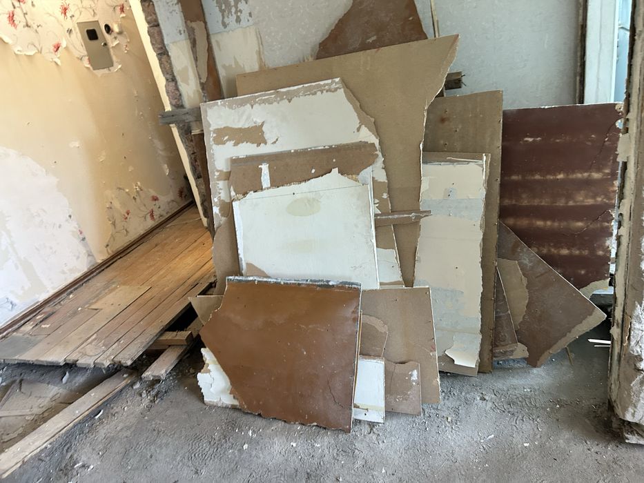 Деревянные полы на дрова, самовывоз, бесплатно.