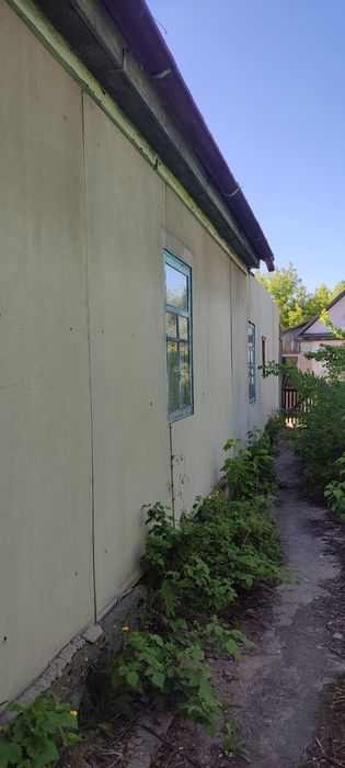 Продам дом на узинке.