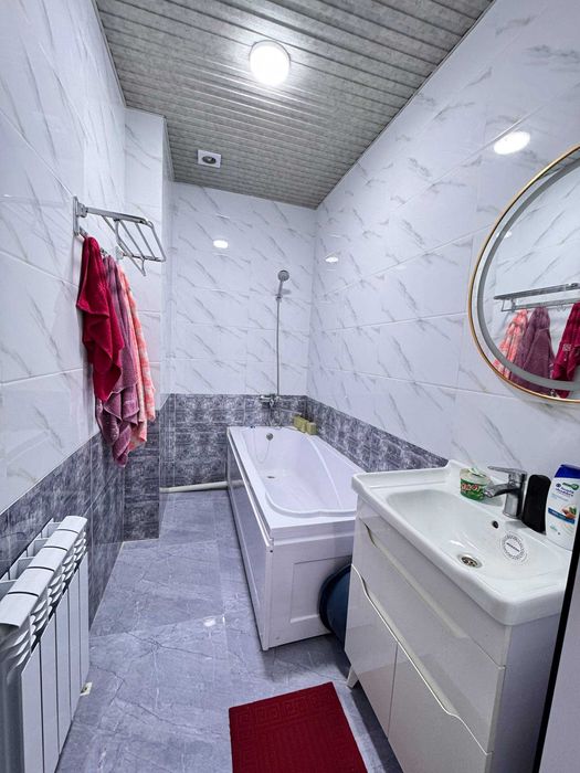 2х катта квартира сотилади Продается большая 2х квартира на 6 микр