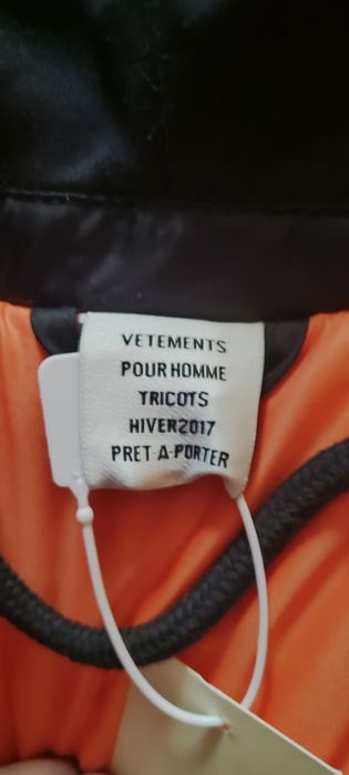 Бомбер Vetements "Total F*cking Darkness" (Padded)