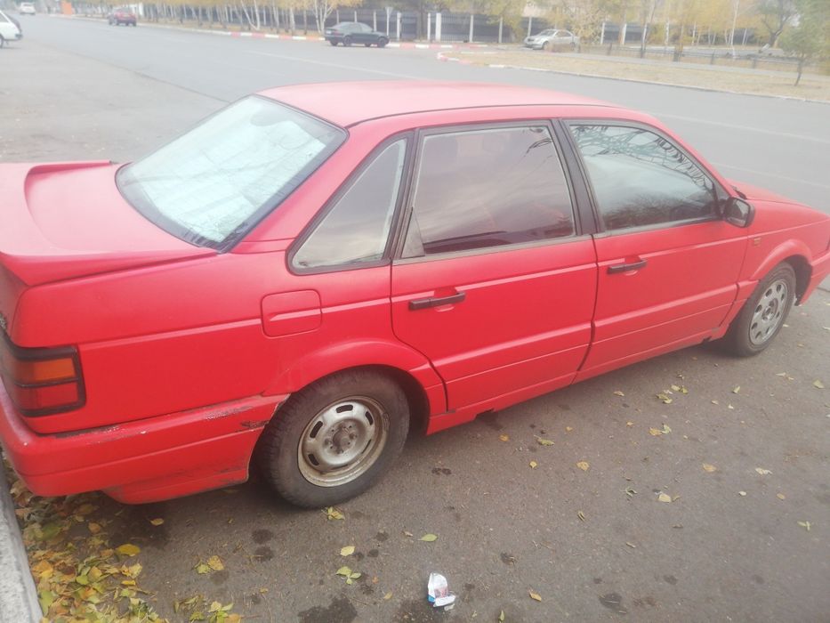 Продам пасат б3 1.8