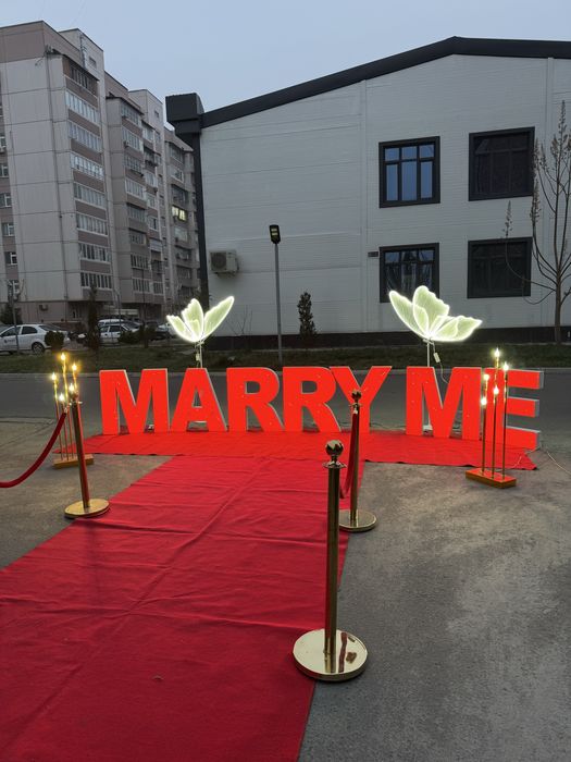 Marry me, merry mi oformleniya decoratsiya