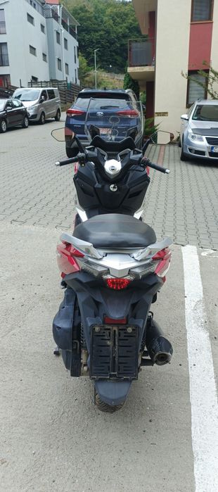 Scuter maxi scuter sym Cruiser 125 cmc  maxiscuter