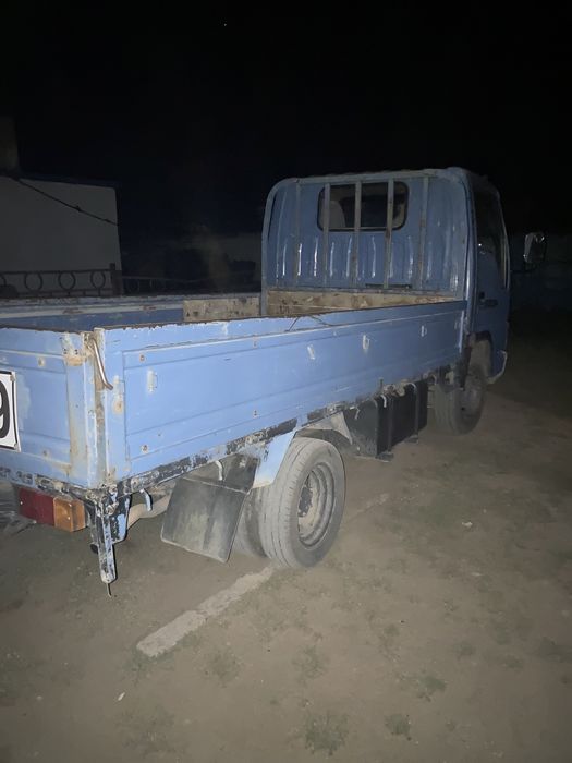 Продаю Ниссан Атласс