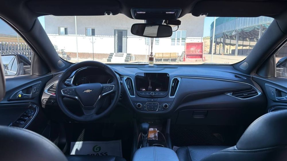 Malibu 
Primer
Yili 2022
Prabek 94449
Kraska orqa bagajda petno bor
Qo