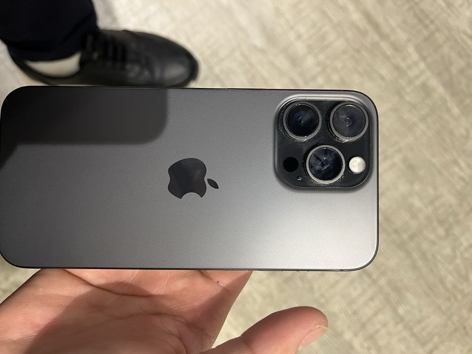 Айфон 15 про мах