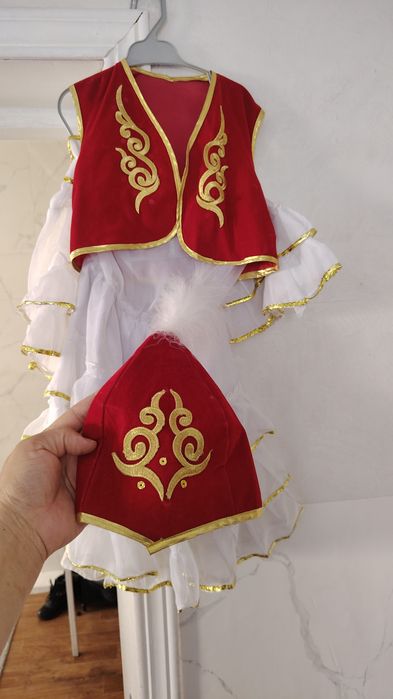 Национальный костюм казахский