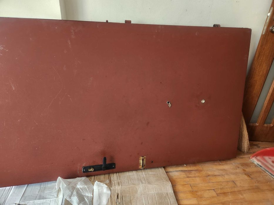 Входна врата - метална