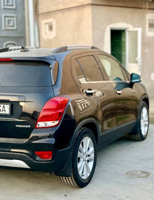 Трекер 1 сотилади срочно