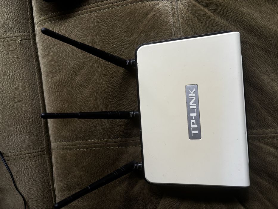 300 Mbps  Wireless N Router  TL-WR940N