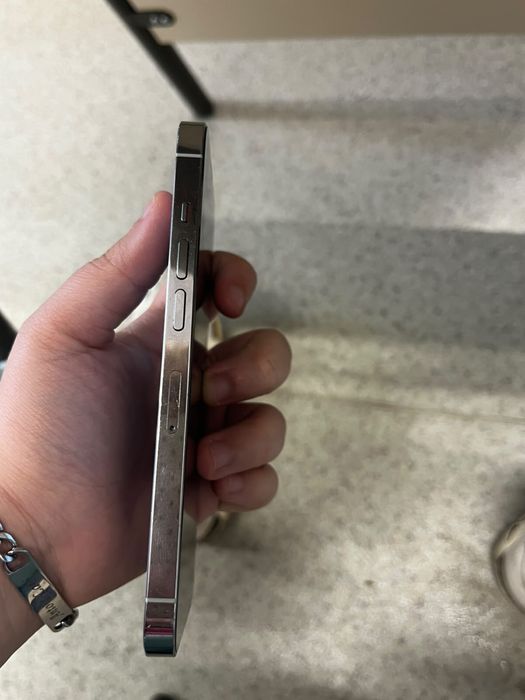 Vand iphone 13 pro,  aceept si schimburi