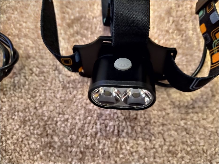 Lanterna frontala 2xLED T6 cu 2 acumulatori 18650