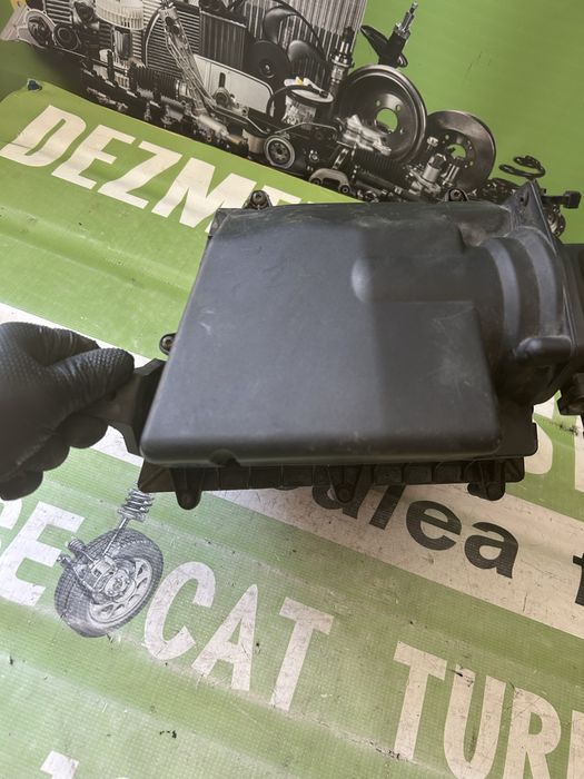 Carcasă filtru aer Range Rover Velar 2.0 D