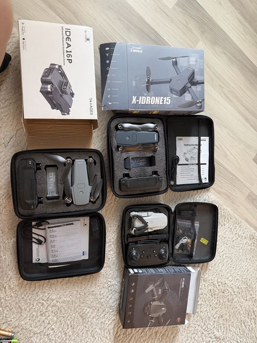 Vand 3 drone ca pachet