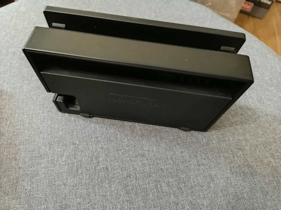 Продавам Nintendo Switch