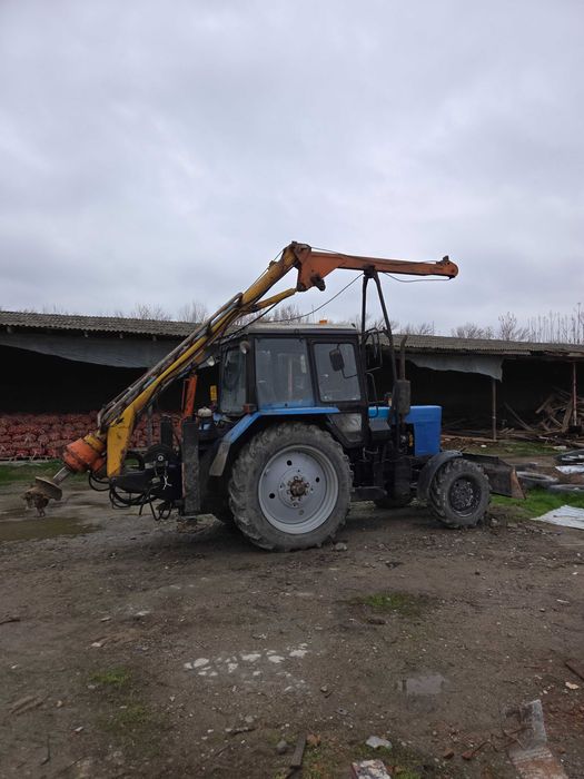 Yamabur Traktor sotiladi holati alo 2013 yil ishlab chiqarilgan