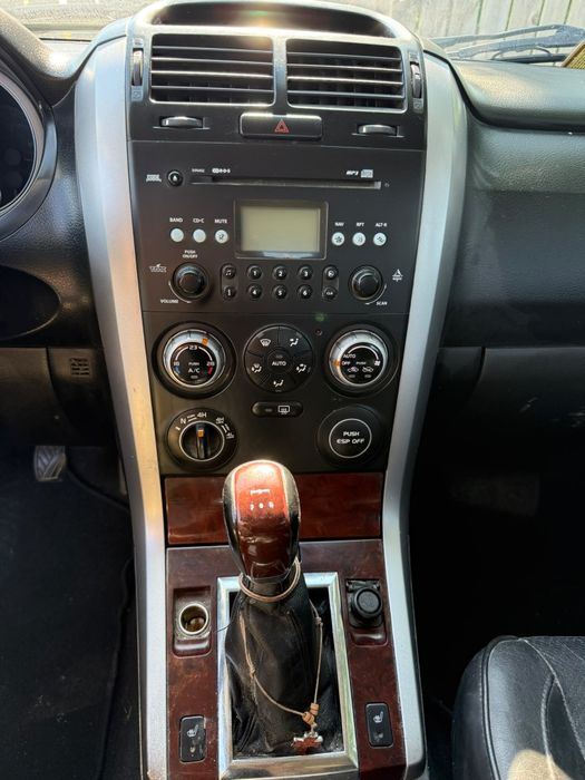 vind suzuchi grand vitara 2000 benzina cu gpl