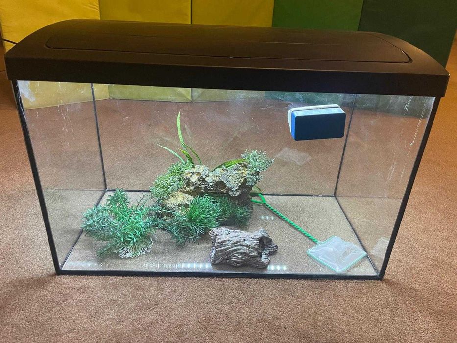 Acvariu 60L si sistem de filtrare