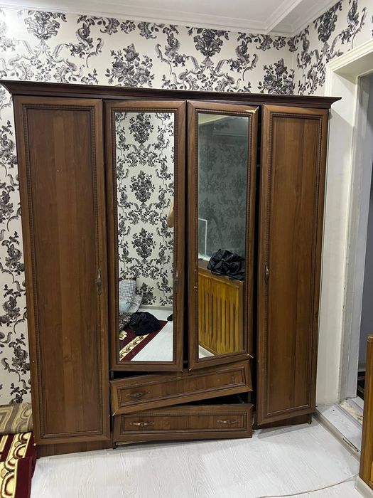 Mehmon hona uchun mebel