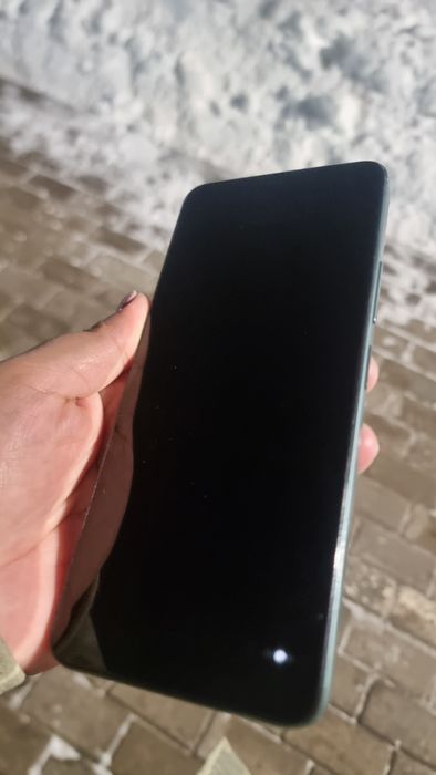 Продам смартфон Redmi