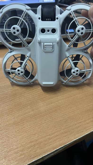 Продам дрон DJI Neo.