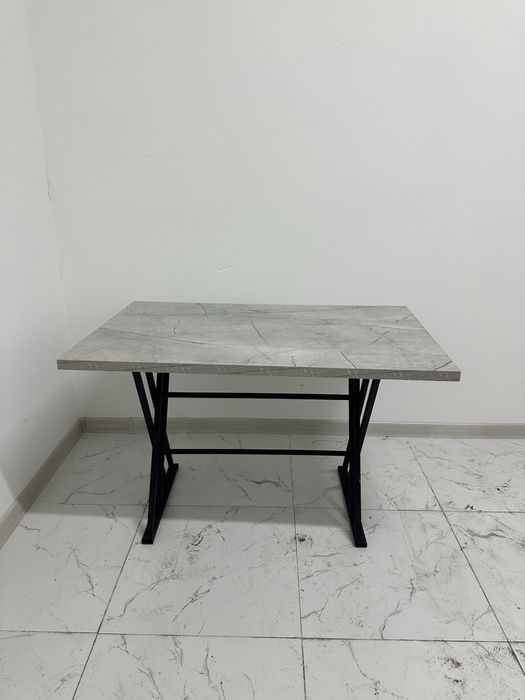 Столы для кафе и ресторан