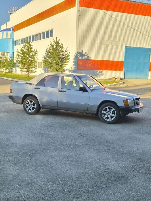 Продам мерседес 190
