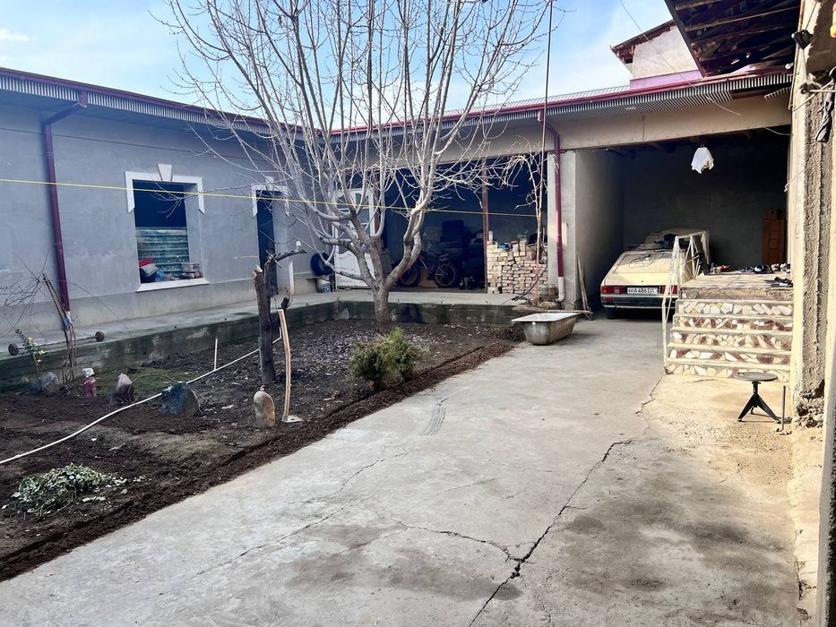 uy sotiladu 4.5 sotix