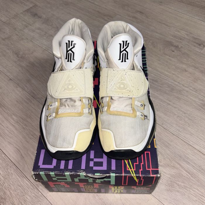Кроссовки Kyrie 6