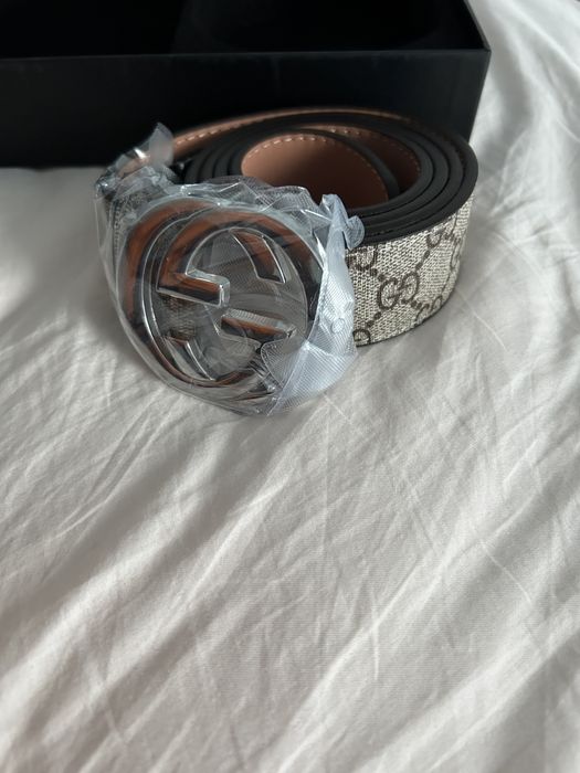 Curea gucci cu portofel