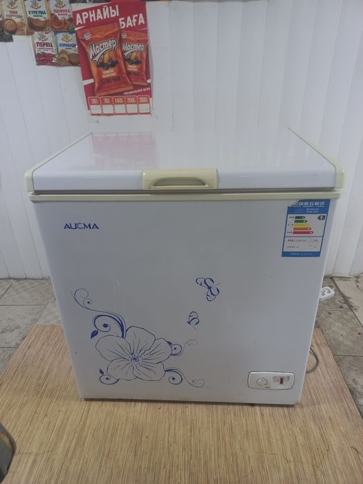 Продам морозильную камеру
