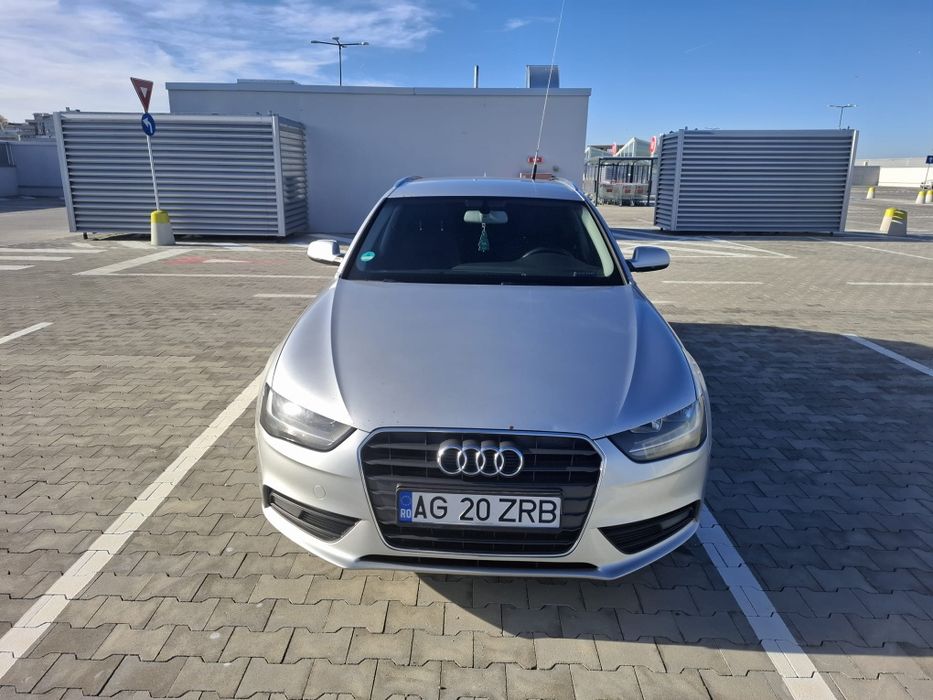 Vând Audi A4 2013