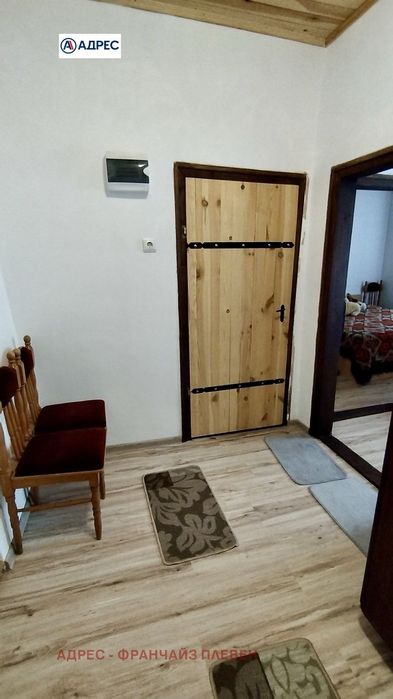 Къща в Ловеч, област-с.Скандалото площ 76 цена 115000