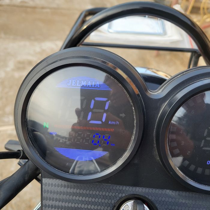 Мотоцикл    желмая