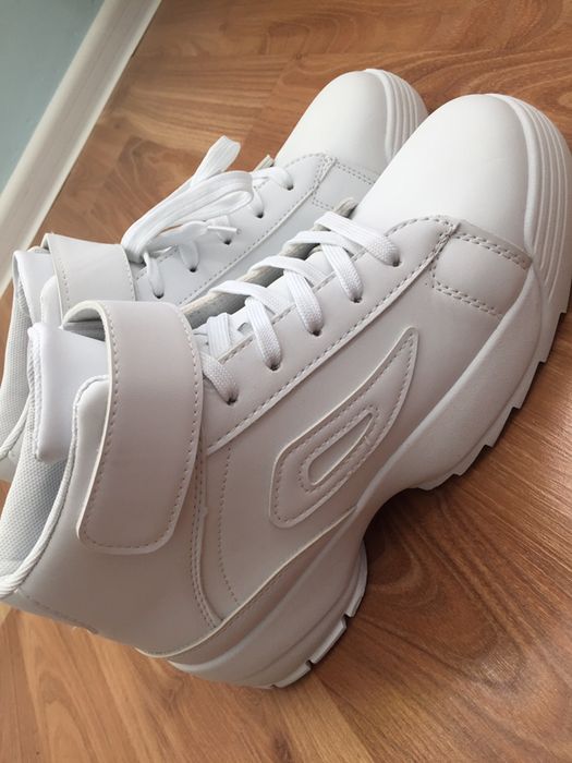 Дамски обувки