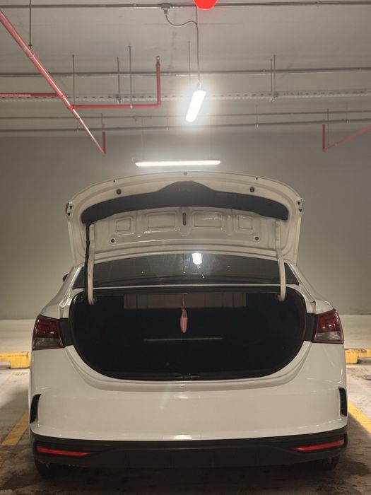 Продам Hyundai Accent 2021