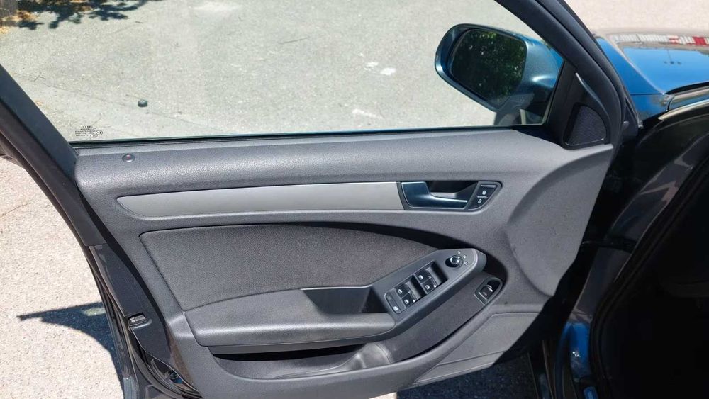 AUDI A4 2011 — imagine 4