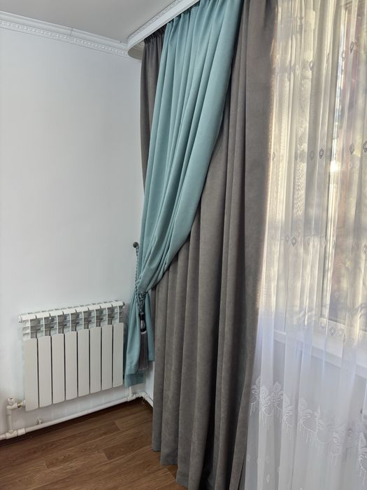 Продаю штор. Длина 232. Ширина 145