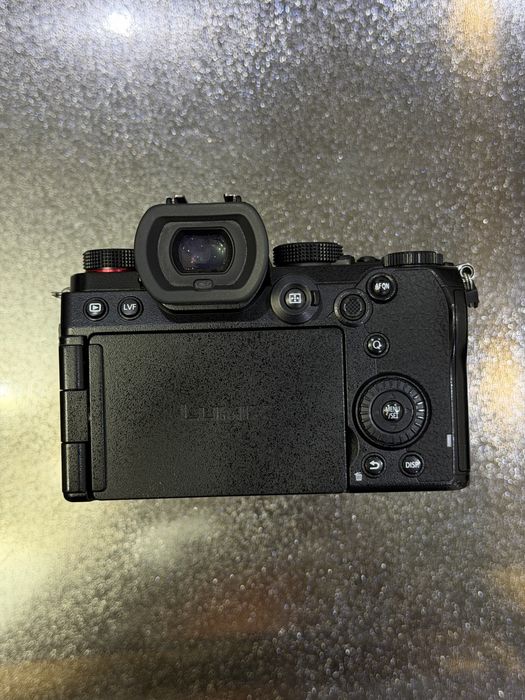 Lumix s5 sotiladi !!!