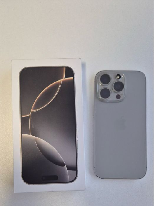 Iphone 16 pro 256 GB Natural Titanium с гаранция до 02.2027 г