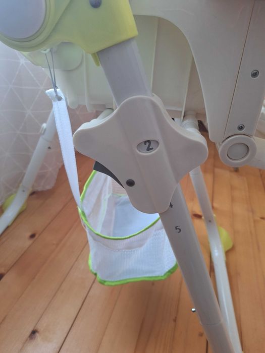 Детско столче за хранене Moni