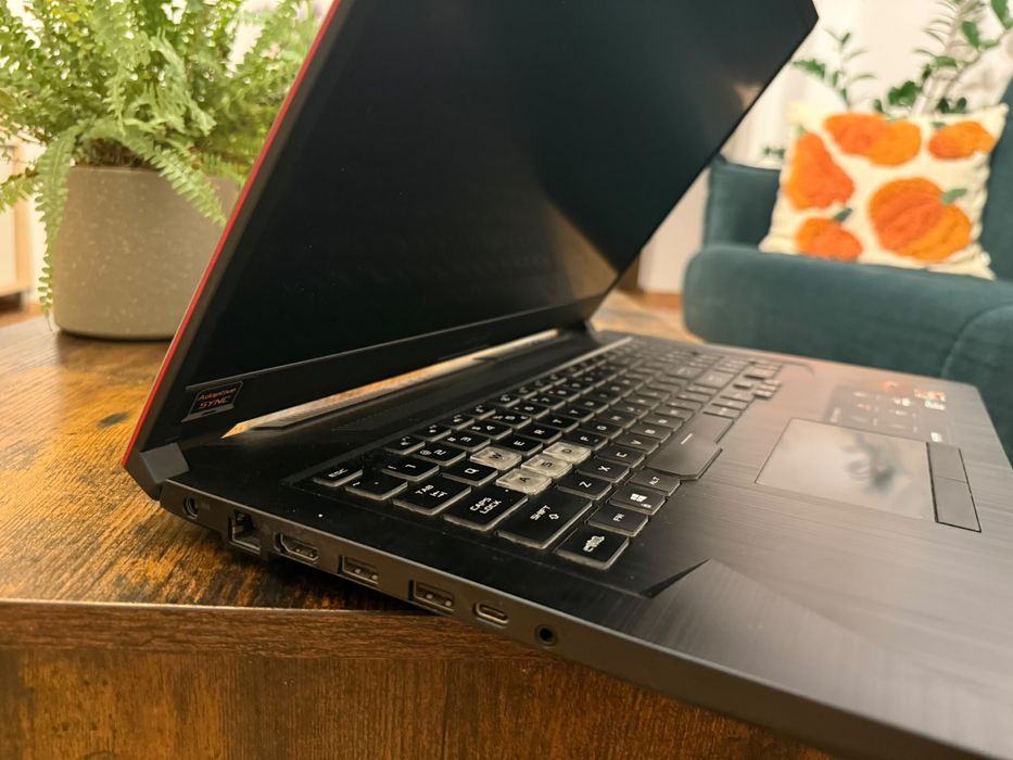 ASUS TUF Gaming A17 FA706II